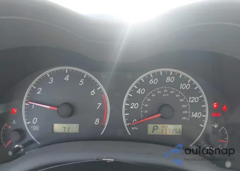 2010 Toyota Corolla Le z USA, uszkodzony, nr VIN JTDBU4EE1AJ080493